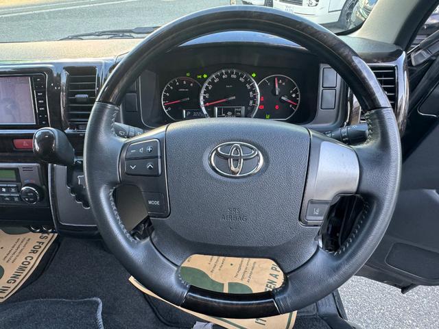 ハイエースバン スーパーＧＬ　ダークプライム　ディーゼル／フルエアロ／ローダウン／玄武／ショック／リアスポイラー／ＥＳＳＥＸ／ＥＷ－１８／ベッドキット／フローリングパネル／ヴァレンティ／シグマ／ＬＥＤテールランプ／インテリアパネル／中古ハイエース（53枚目）