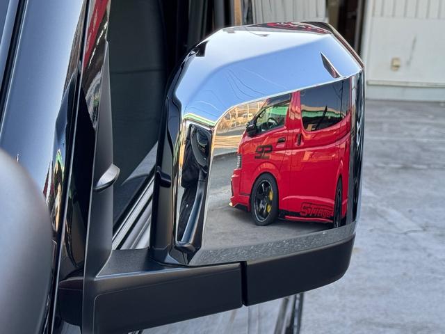 ハイエースワゴン ＧＬ　新車／ベッドキット／テーブル／シートアレンジ／フルフラット／新品１７ＡＷ／ゼロブレイク／４１５コブラスポイラー／ローダウン／ナスカータイヤ／間接照明／フローリング施工／新車ハイエースカスタム（46枚目）