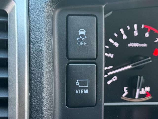 ハイエースワゴン ＧＬ　新車／ベッドキット／テーブル／シートアレンジ／フルフラット／新品１７ＡＷ／ゼロブレイク／４１５コブラスポイラー／ローダウン／ナスカータイヤ／間接照明／フローリング施工／新車ハイエースカスタム（58枚目）