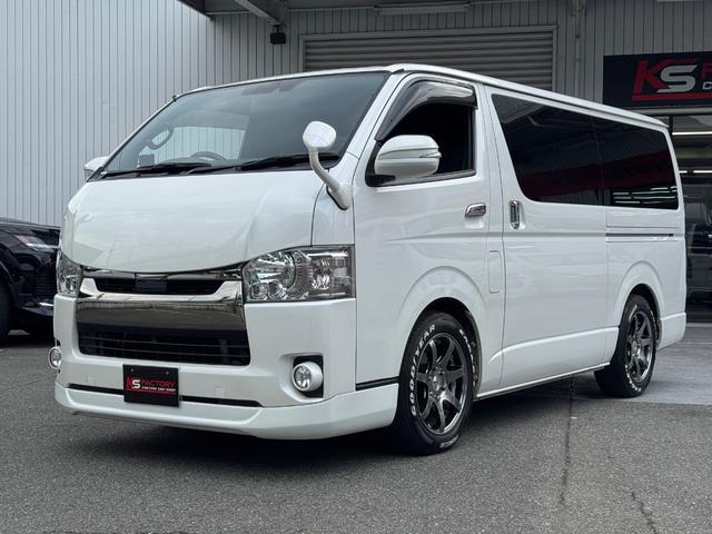 ハイエースバン スーパーGL ダークプライムII ディーゼル/ワンオーナー/バッドフェイス/ローダウン/CRSフロントスポイラー/GIBSONカミュラ/17AWナスカータイヤ/フローリング/LEDテールランプ/ETC/バックカメラ/ハイエースカスタム(20枚目)