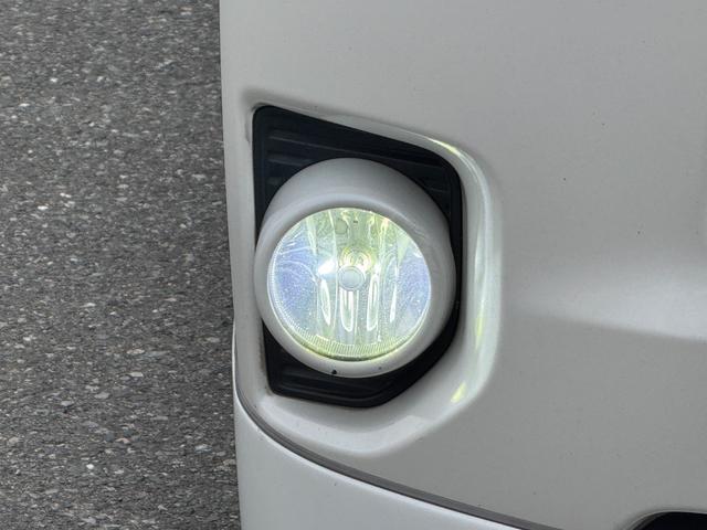 ハイエースバン スーパーGL ダークプライムII ディーゼル/ワンオーナー/バッドフェイス/ローダウン/CRSフロントスポイラー/GIBSONカミュラ/17AWナスカータイヤ/フローリング/LEDテールランプ/ETC/バックカメラ/ハイエースカスタム(34枚目)