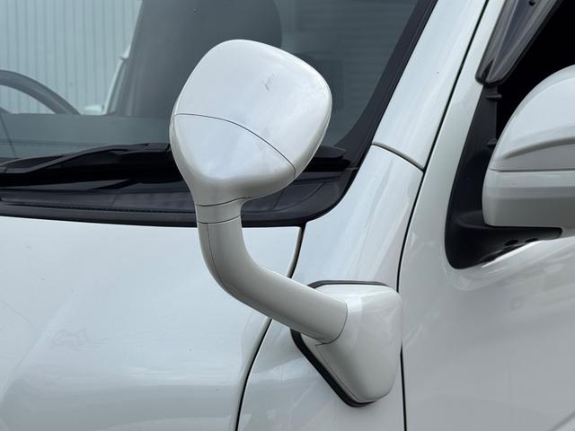 ハイエースバン スーパーGL ダークプライムII ディーゼル/ワンオーナー/バッドフェイス/ローダウン/CRSフロントスポイラー/GIBSONカミュラ/17AWナスカータイヤ/フローリング/LEDテールランプ/ETC/バックカメラ/ハイエースカスタム(38枚目)