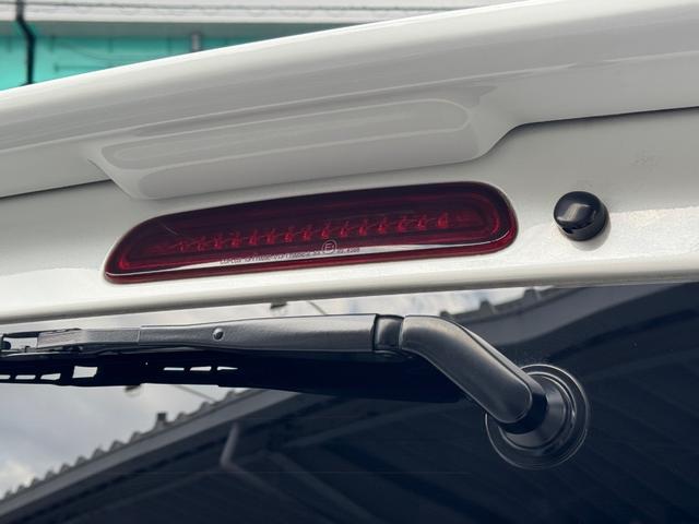 ハイエースバン スーパーGL ダークプライムII ディーゼル/ワンオーナー/バッドフェイス/ローダウン/CRSフロントスポイラー/GIBSONカミュラ/17AWナスカータイヤ/フローリング/LEDテールランプ/ETC/バックカメラ/ハイエースカスタム(45枚目)