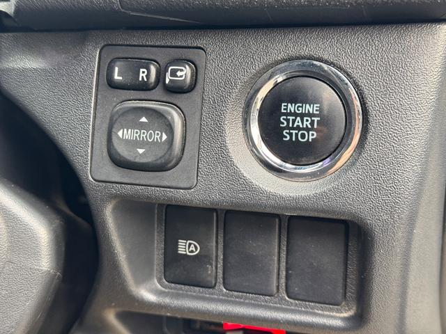 ハイエースバン スーパーGL ダークプライムII ディーゼル/ワンオーナー/バッドフェイス/ローダウン/CRSフロントスポイラー/GIBSONカミュラ/17AWナスカータイヤ/フローリング/LEDテールランプ/ETC/バックカメラ/ハイエースカスタム(53枚目)