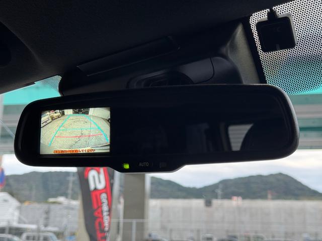 ハイエースバン スーパーGL ダークプライムII ディーゼル/ワンオーナー/バッドフェイス/ローダウン/CRSフロントスポイラー/GIBSONカミュラ/17AWナスカータイヤ/フローリング/LEDテールランプ/ETC/バックカメラ/ハイエースカスタム(71枚目)