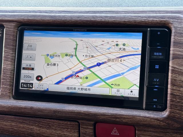 ハイエースワゴン GL ワンオーナー/ベッド/テーブル/床張り/特設ライトイエロー/バンパーガード/DEENコロラド/16AW/TOYOオープンカントリーRT/フリップダウンモニター/全方位カメラ/中古ハイエースカスタム(24枚目)
