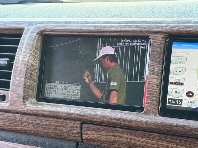 ハイエースワゴン GL ワンオーナー/ベッド/テーブル/床張り/特設ライトイエロー/バンパーガード/DEENコロラド/16AW/TOYOオープンカントリーRT/フリップダウンモニター/全方位カメラ/中古ハイエースカスタム(31枚目)