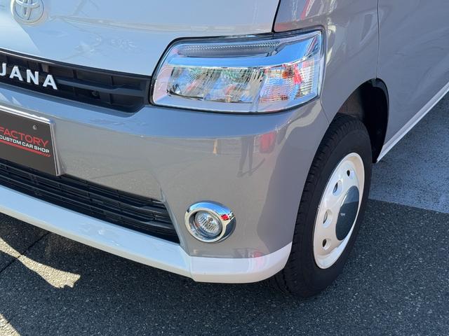 タウンエースバン GL 新車/Luana/スムースグレー/ツートンペイント/ベッドキット/床パネル/コーデュロイシートカバー/ウッドパネル/ナビ/ETC/バックカメラ/テーブル/キャンプ仕様/タウンエースカスタム/車中泊仕様(47枚目)