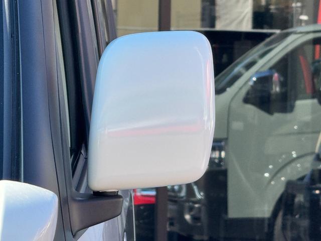 タウンエースバン GL 新車/Luana/スムースグレー/ツートンペイント/ベッドキット/床パネル/コーデュロイシートカバー/ウッドパネル/ナビ/ETC/バックカメラ/テーブル/キャンプ仕様/タウンエースカスタム/車中泊仕様(53枚目)