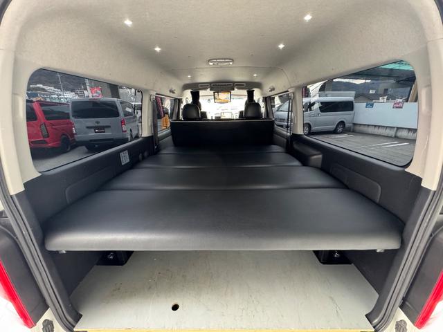 ハイエースバン スーパーGL ディーゼル/ダイナスティフルエアロ/ALPINEBIGX/11インチ/ベッドキット/フリップダウン/カーテン/インテリアパネル/LEDテール/ローダウン/ゼロブレイクファング/車中泊仕様/キャンプ仕様(10枚目)