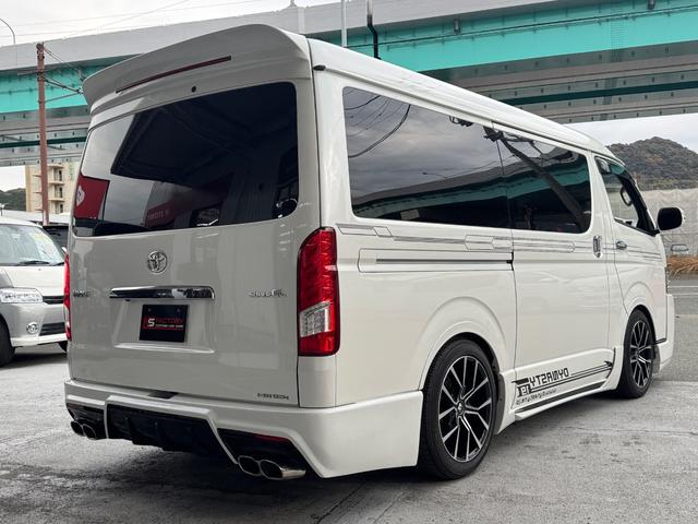 ハイエースバン スーパーGL ディーゼル/ダイナスティフルエアロ/ALPINEBIGX/11インチ/ベッドキット/フリップダウン/カーテン/インテリアパネル/LEDテール/ローダウン/ゼロブレイクファング/車中泊仕様/キャンプ仕様(23枚目)