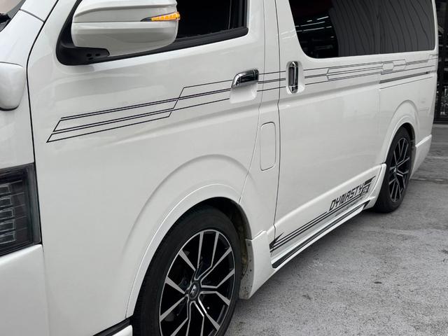 ハイエースバン スーパーGL ディーゼル/ダイナスティフルエアロ/ALPINEBIGX/11インチ/ベッドキット/フリップダウン/カーテン/インテリアパネル/LEDテール/ローダウン/ゼロブレイクファング/車中泊仕様/キャンプ仕様(38枚目)