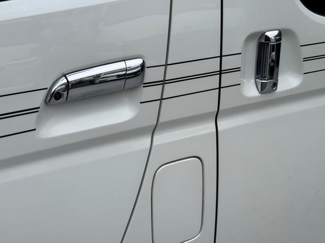 ハイエースバン スーパーGL ディーゼル/ダイナスティフルエアロ/ALPINEBIGX/11インチ/ベッドキット/フリップダウン/カーテン/インテリアパネル/LEDテール/ローダウン/ゼロブレイクファング/車中泊仕様/キャンプ仕様(54枚目)