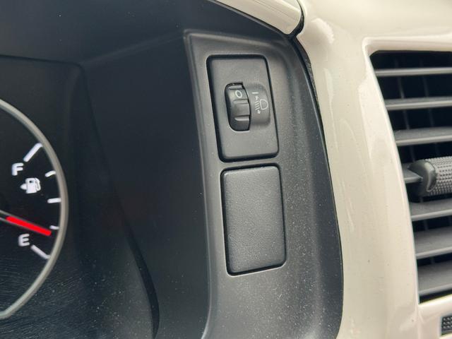 ハイエースバン スーパーGL ディーゼル/ダイナスティフルエアロ/ALPINEBIGX/11インチ/ベッドキット/フリップダウン/カーテン/インテリアパネル/LEDテール/ローダウン/ゼロブレイクファング/車中泊仕様/キャンプ仕様(60枚目)