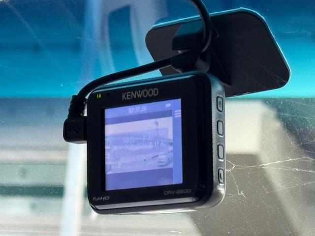 ハイエースバン スーパーGL ディーゼル/ダイナスティフルエアロ/ALPINEBIGX/11インチ/ベッドキット/フリップダウン/カーテン/インテリアパネル/LEDテール/ローダウン/ゼロブレイクファング/車中泊仕様/キャンプ仕様(70枚目)