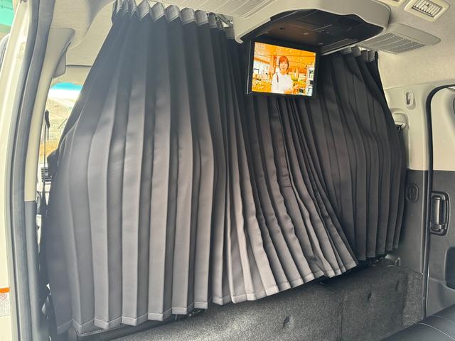 ハイエースバン スーパーGL ディーゼル/ダイナスティフルエアロ/ALPINEBIGX/11インチ/ベッドキット/フリップダウン/カーテン/インテリアパネル/LEDテール/ローダウン/ゼロブレイクファング/車中泊仕様/キャンプ仕様(79枚目)