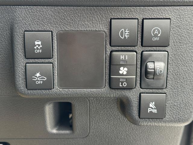 タウンエースバン ＧＬ　新車／Ｌｕａｎａ／ベッドキット／床パネル／ブラック内装カバー／シートカバー／ウッドパネル／ナビ／ＥＴＣ／バックカメラ／テーブル／キャンプ仕様／タウンエースカスタム／車中泊仕様新車／ＬＥＤヘッドランプ（26枚目）