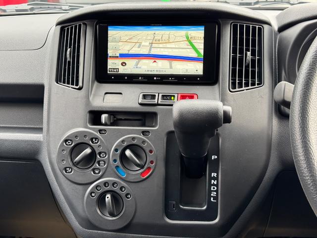 タウンエースバン ＧＬ　新車／Ｌｕａｎａ／ベッドキット／床パネル／ブラック内装カバー／シートカバー／ウッドパネル／ナビ／ＥＴＣ／バックカメラ／テーブル／キャンプ仕様／タウンエースカスタム／車中泊仕様新車／ＬＥＤヘッドランプ（29枚目）