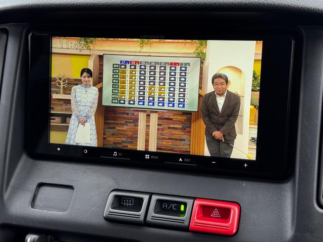 タウンエースバン ＧＬ　新車／Ｌｕａｎａ／ベッドキット／床パネル／ブラック内装カバー／シートカバー／ウッドパネル／ナビ／ＥＴＣ／バックカメラ／テーブル／キャンプ仕様／タウンエースカスタム／車中泊仕様新車／ＬＥＤヘッドランプ（34枚目）