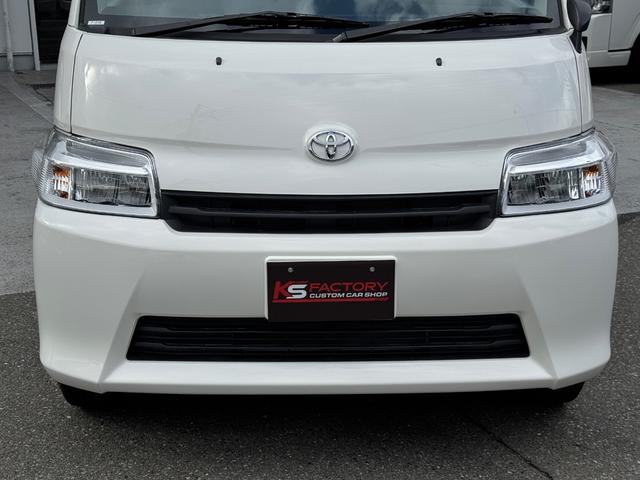 タウンエースバン ＧＬ　新車／Ｌｕａｎａ／ベッドキット／床パネル／ブラック内装カバー／シートカバー／ウッドパネル／ナビ／ＥＴＣ／バックカメラ／テーブル／キャンプ仕様／タウンエースカスタム／車中泊仕様新車／ＬＥＤヘッドランプ（50枚目）