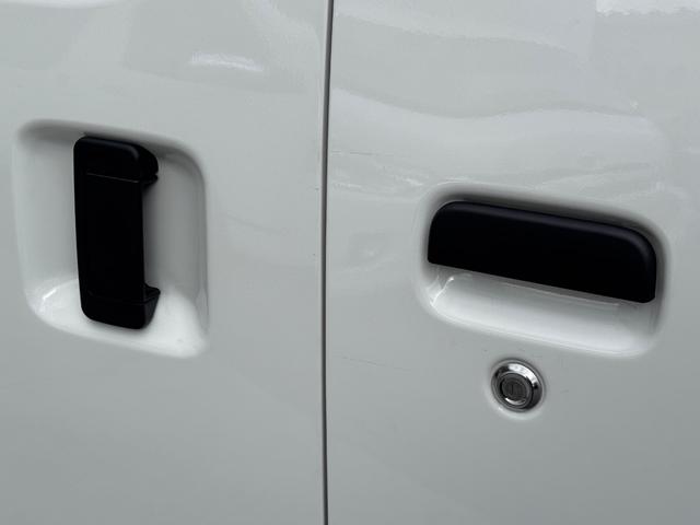 タウンエースバン ＧＬ　新車／Ｌｕａｎａ／ベッドキット／床パネル／ブラック内装カバー／シートカバー／ウッドパネル／ナビ／ＥＴＣ／バックカメラ／テーブル／キャンプ仕様／タウンエースカスタム／車中泊仕様新車／ＬＥＤヘッドランプ（68枚目）