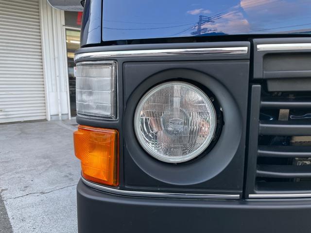 ハイエースバン リノカ/RENOCA/コーストライン/丸目フェイス/両側パワースライドドア/プッシュスタート/クラシックブラウン内装/新品ベッドキット/フルフラットベッド/リーンコロラド16AW/キャンピングカー仕様(16枚目)