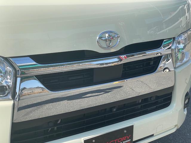 ハイエースバン