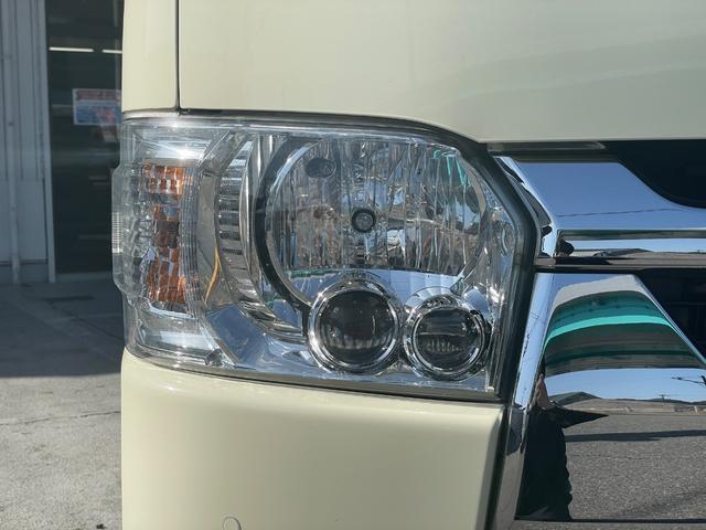 ハイエースバン