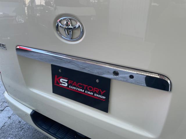 ハイエースバン