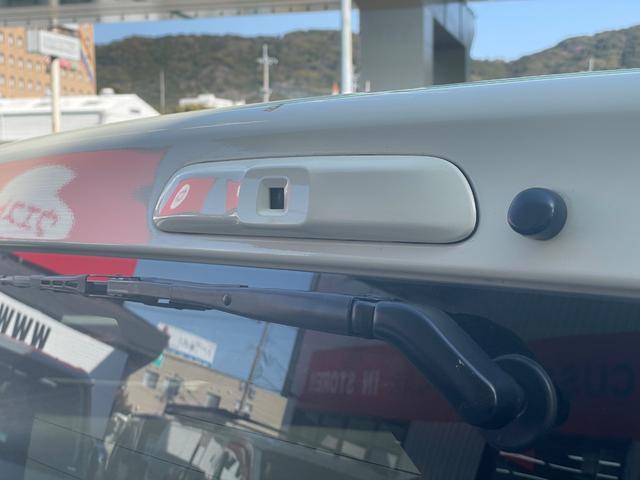 ハイエースバン