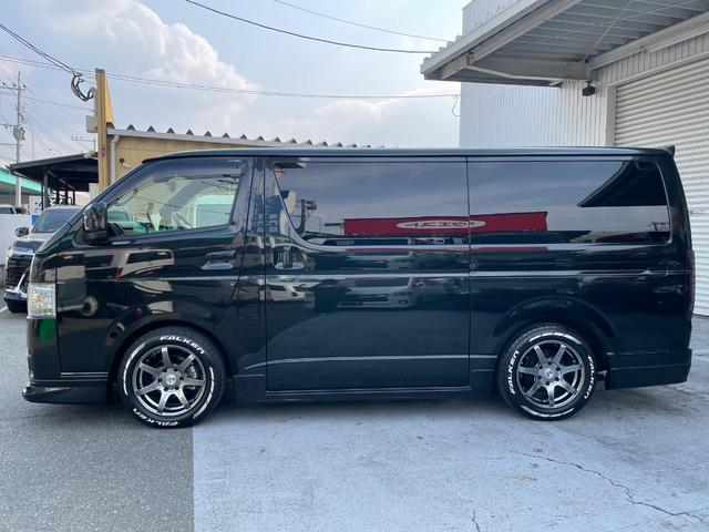 ハイエースバン スーパーＧＬ　ダークプライムＩＩ　ディーゼル車／ＡＬＰＩＮＥ／ＢＩＧＸナビ／モデリスタフルエアロ／ブラックカスタム／パワースライド／ヴァレンティテール／カミュラ１７ＡＷ／ファルケンタイヤ／ローダウン／ＥＴＣ／ハイエースカスタム（5枚目）