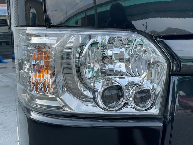 ハイエースバン スーパーＧＬ　ダークプライムＩＩ　ディーゼル車／ＡＬＰＩＮＥ／ＢＩＧＸナビ／モデリスタフルエアロ／ブラックカスタム／パワースライド／ヴァレンティテール／カミュラ１７ＡＷ／ファルケンタイヤ／ローダウン／ＥＴＣ／ハイエースカスタム（20枚目）