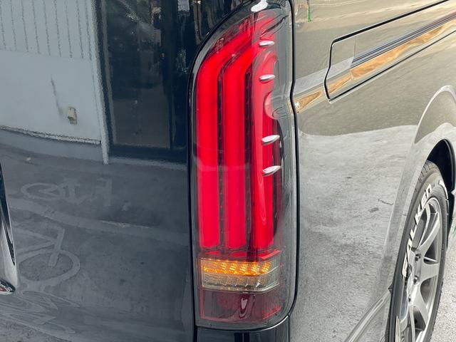 ハイエースバン スーパーＧＬ　ダークプライムＩＩ　ディーゼル車／ＡＬＰＩＮＥ／ＢＩＧＸナビ／モデリスタフルエアロ／ブラックカスタム／パワースライド／ヴァレンティテール／カミュラ１７ＡＷ／ファルケンタイヤ／ローダウン／ＥＴＣ／ハイエースカスタム（46枚目）