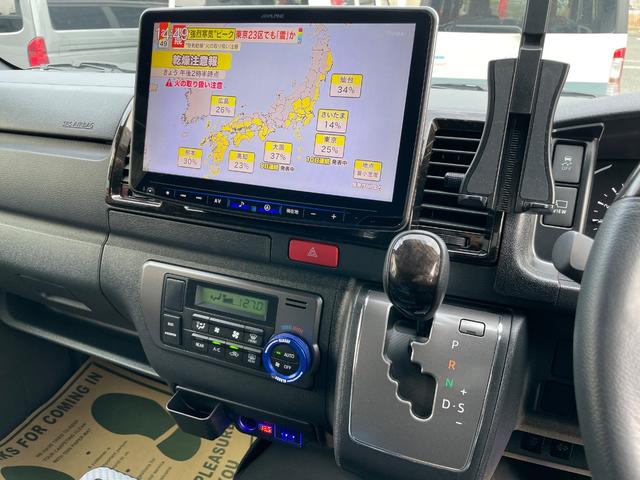 ハイエースバン スーパーＧＬ　ダークプライムＩＩ　ディーゼル車／ＡＬＰＩＮＥ／ＢＩＧＸナビ／モデリスタフルエアロ／ブラックカスタム／パワースライド／ヴァレンティテール／カミュラ１７ＡＷ／ファルケンタイヤ／ローダウン／ＥＴＣ／ハイエースカスタム（56枚目）