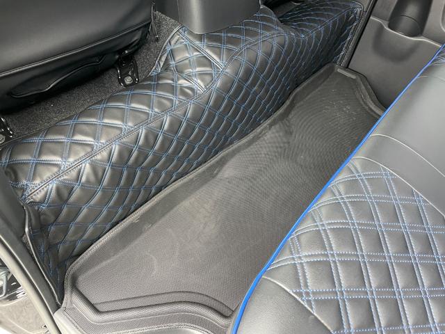 ハイエースバン スーパーＧＬ　ダークプライムＩＩ　ディーゼル車／ＡＬＰＩＮＥ／ＢＩＧＸナビ／モデリスタフルエアロ／ブラックカスタム／パワースライド／ヴァレンティテール／カミュラ１７ＡＷ／ファルケンタイヤ／ローダウン／ＥＴＣ／ハイエースカスタム（69枚目）