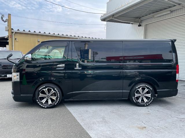 ハイエースバン