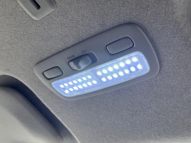 ハイエースバン