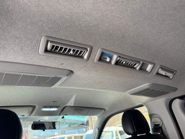 ハイエースバン