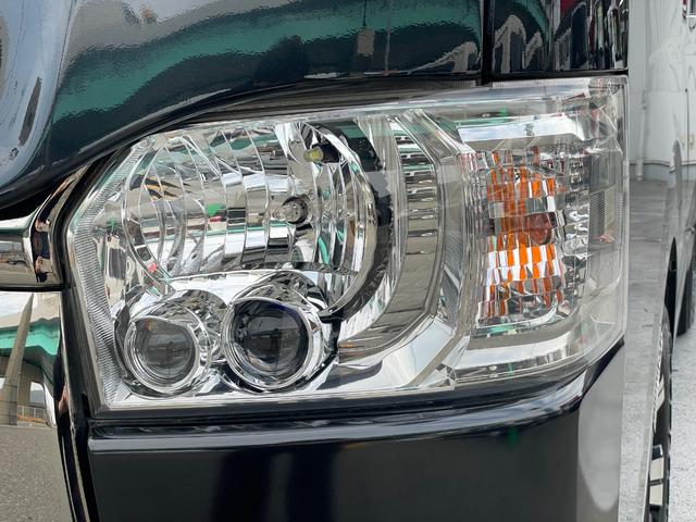 ハイエースバン