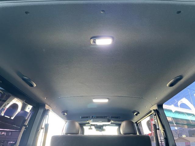 ハイエースバン スーパーＧＬ　５０ＴＨ　アニバーサリーリミテッド　ＡＬＰＩＮＥ１１インチＢＩＧＸナビ／フリップダウンモニター／ベッドキット／ＤＥＬＦ－０３／１７ＡＷ／フロントブッシュバー／ＴＲＤマッドガード／ＥＴＣ／バックカメラ／クッションフロア／５０ＴＨ（19枚目）