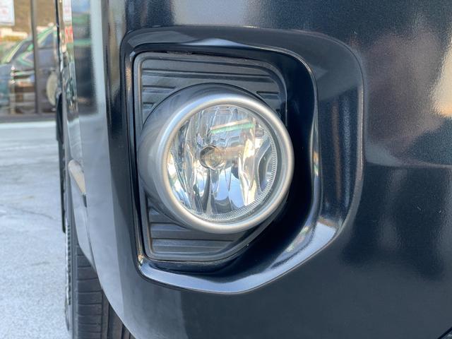 ハイエースバン スーパーＧＬ　５０ＴＨ　アニバーサリーリミテッド　ＡＬＰＩＮＥ１１インチＢＩＧＸナビ／フリップダウンモニター／ベッドキット／ＤＥＬＦ－０３／１７ＡＷ／フロントブッシュバー／ＴＲＤマッドガード／ＥＴＣ／バックカメラ／クッションフロア／５０ＴＨ（35枚目）