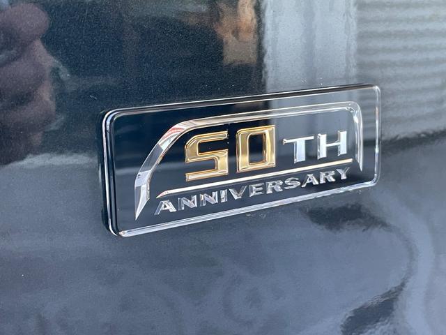 ハイエースバン スーパーＧＬ　５０ＴＨ　アニバーサリーリミテッド　ＡＬＰＩＮＥ１１インチＢＩＧＸナビ／フリップダウンモニター／ベッドキット／ＤＥＬＦ－０３／１７ＡＷ／フロントブッシュバー／ＴＲＤマッドガード／ＥＴＣ／バックカメラ／クッションフロア／５０ＴＨ（46枚目）
