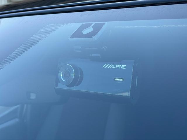 ハイエースバン スーパーＧＬ　５０ＴＨ　アニバーサリーリミテッド　ＡＬＰＩＮＥ１１インチＢＩＧＸナビ／フリップダウンモニター／ベッドキット／ＤＥＬＦ－０３／１７ＡＷ／フロントブッシュバー／ＴＲＤマッドガード／ＥＴＣ／バックカメラ／クッションフロア／５０ＴＨ（71枚目）