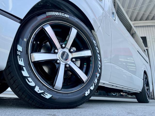 ハイエースバン スーパーＧＬ　ダークプライムＩＩ　ディーゼル車／ＡＬＰＩＮＥ１１インチＢＩＧＸナビ／ローダウン／４１５ＣＯＢＲＡフロントリップ／ＥＳＳＥＸ　ＥＣ－１７ＡＷ／ベッドキット／ＥＴＣ／バックカメラ／ＬＥＤヘッドランプ／両側パワースライドドア（7枚目）