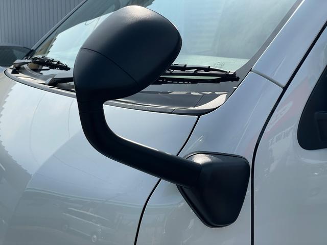 ハイエースバン スーパーＧＬ　ダークプライムＩＩ　ディーゼル車／ＡＬＰＩＮＥ１１インチＢＩＧＸナビ／ローダウン／４１５ＣＯＢＲＡフロントリップ／ＥＳＳＥＸ　ＥＣ－１７ＡＷ／ベッドキット／ＥＴＣ／バックカメラ／ＬＥＤヘッドランプ／両側パワースライドドア（42枚目）