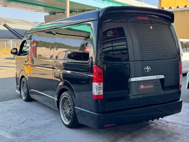 ハイエースワゴン GL 10人乗り/パワースライドドア/SADカスタムジャパン/Fバンパー/シートカバー/ローダウン/ゼロブレイク18AW/中古ハイエースカスタム/リアスポイラー/プッシュスタート/ETC/フットパネル(16枚目)