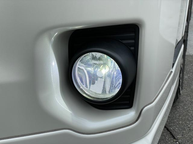 ハイエースワゴン ＧＬ　ＦＬＥＸ内装ＶＥＲ２／３人掛けベンチシート／フルフラットベッド／後席モニター／ナビ／ＥＴＣ／１７ＡＷ／バルベログランデ／フロントスポイラー／ローダウン／サブモニター／バッドフェイスボンネット（52枚目）