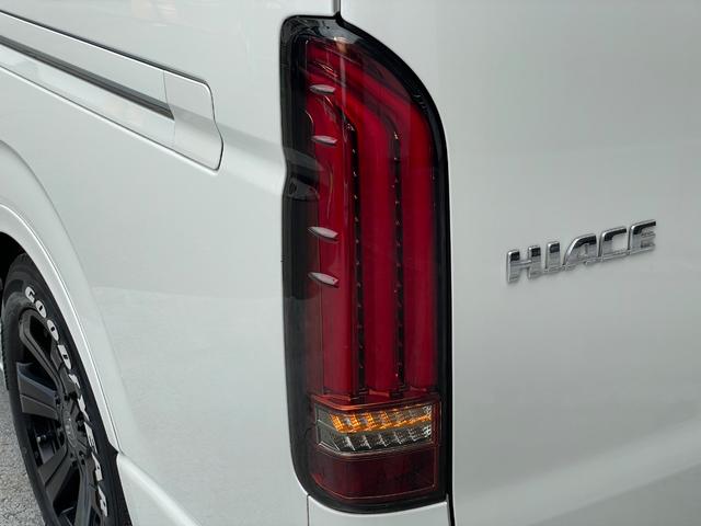 ハイエースワゴン ＧＬ　ＦＬＥＸ内装ＶＥＲ２／３人掛けベンチシート／フルフラットベッド／後席モニター／ナビ／ＥＴＣ／１７ＡＷ／バルベログランデ／フロントスポイラー／ローダウン／サブモニター／バッドフェイスボンネット（53枚目）