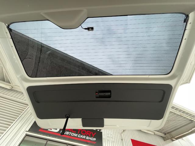 ハイエースワゴン ＧＬ　ＦＬＥＸ内装ＶＥＲ２／３人掛けベンチシート／フルフラットベッド／後席モニター／ナビ／ＥＴＣ／１７ＡＷ／バルベログランデ／フロントスポイラー／ローダウン／サブモニター／バッドフェイスボンネット（58枚目）