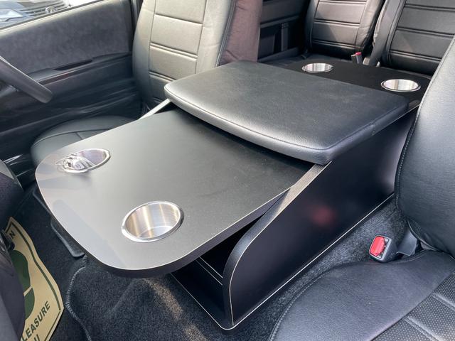 ハイエースワゴン ＧＬ　新車／４ＷＤ／アルパイン１１インチ／シートアレンジ／テーブル／ベッド／ＫＳＦ－Ｗ１／１２．８インチ後席モニター／マッドガード／オーバーフェンダー／車中泊仕様／キャンピングカー仕様／フルフラット（15枚目）